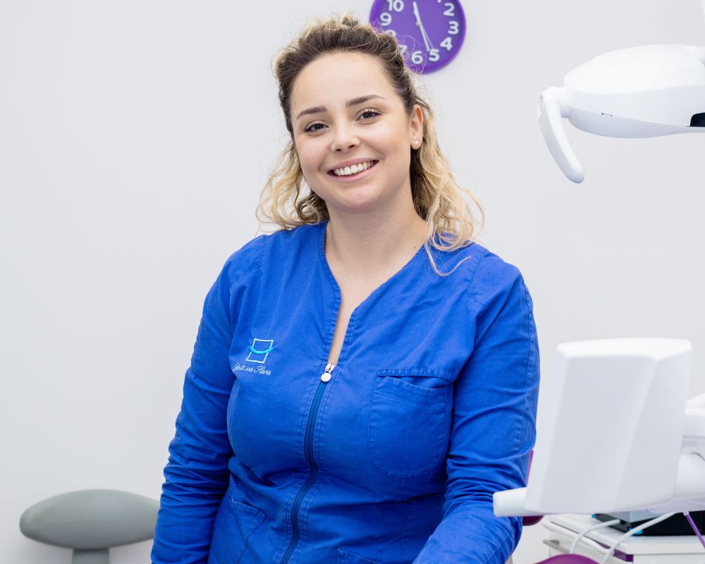sara forconi igienista dentale